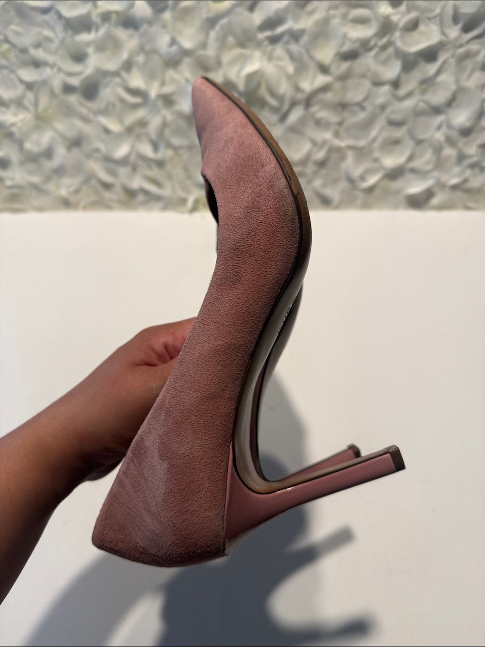 Naturalizer Mauve Suede Pointed Toe Pumps - Picture 4 of 4